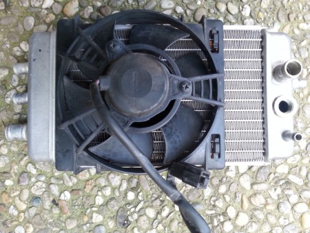 Kühler mit Lüfter 110 €